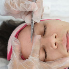 Dermaplane Facial